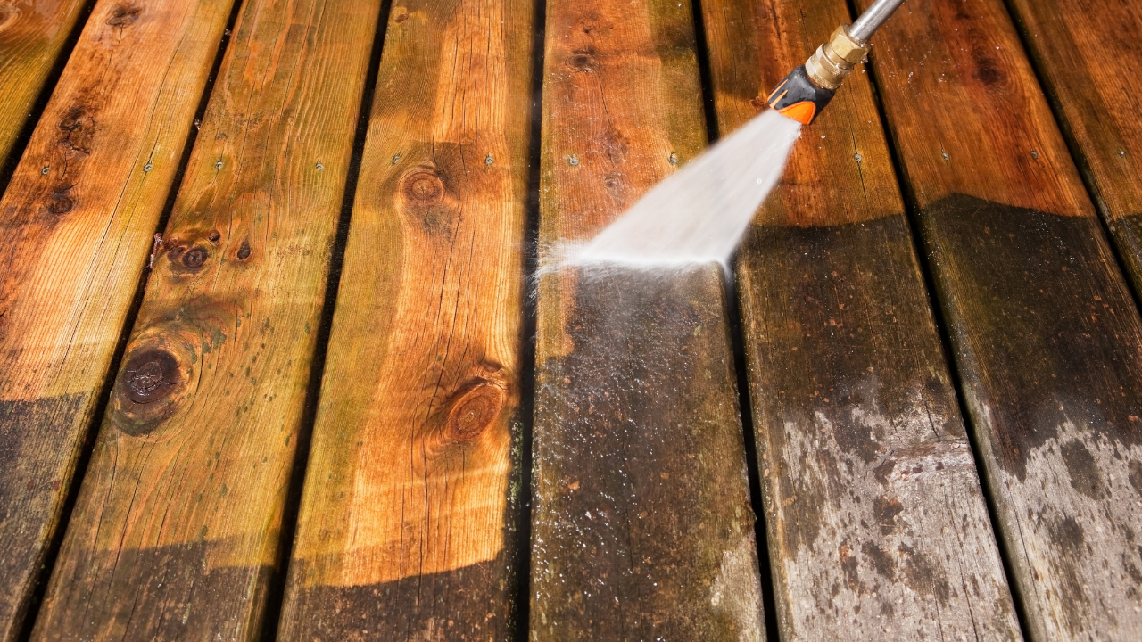 deck cleaning